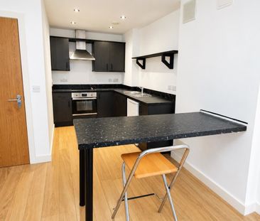 Waterloo Court, Leeds City Centre, LS10 1QN - Photo 4