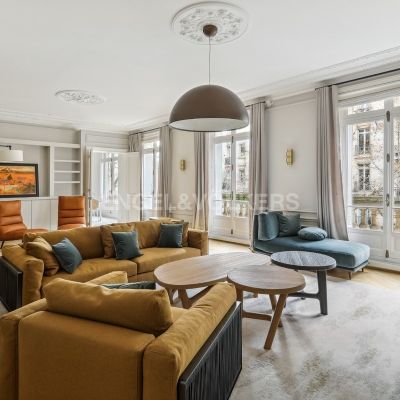 Appartement à louer à Paris 7Ème - Photo 1