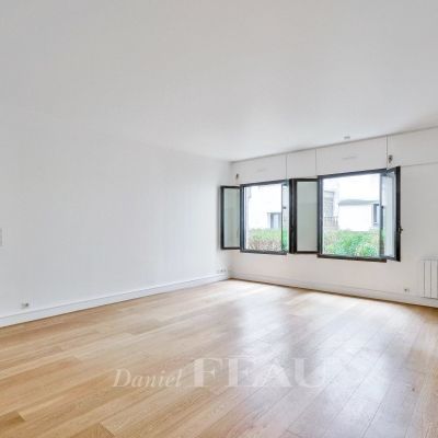 Appartement à louer à Paris 9Ème - Photo 1