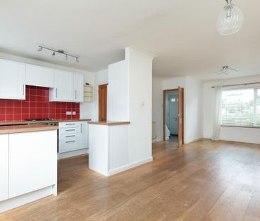 2 bedroom semi-detached house to rent - Photo 5