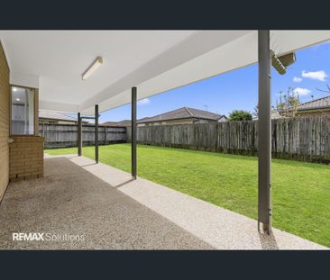 12 Grassdale Crescent, Morayfield, Qld 4506 - Photo 5