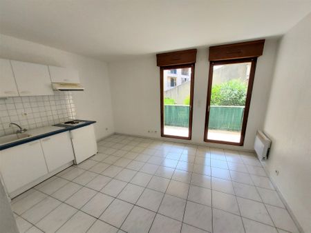 Location Appartement 1 pièce 20m² AIX EN PROVENCE 13100 - Photo 4