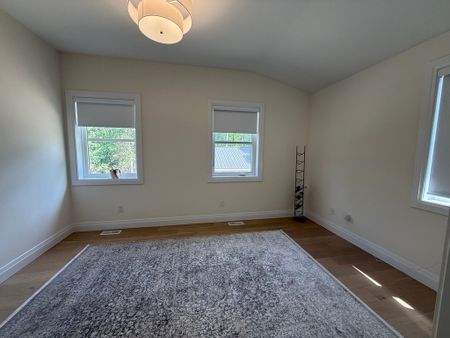 881 Laird Road - Photo 3