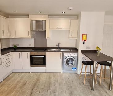 Flat 8, Lantern Court, High Street, Ely - Photo 4