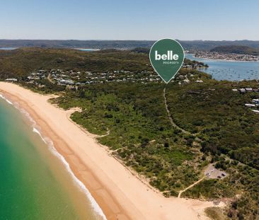 Charming beachside cottage in an idyllic location - Photo 1