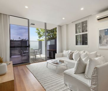 Coastal Lifestyle � Fully Furnished, North Facing Garden Apartment - Photo 1