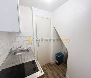 Location Studio 1 pièces 9 m2 à Reims - Photo 4