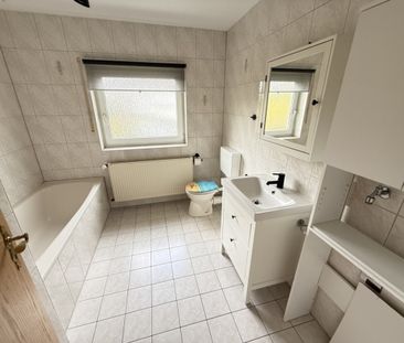 MO0971 - Helle Dachgeschosswohnung mit Balkon un Marienrachdorf - Photo 3