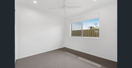 BRAND NEW HOUSE WITH EASY ACCESS TO CONNECTING HIGHWAYS - GREAT LOCATION - Photo 3