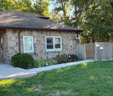 For Lease - 128 Angeline Street Unit# Lower, Kawartha Lakes, Ontario - Photo 1