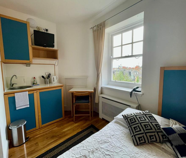 Studio to rent - Photo 2