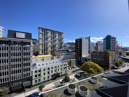 7.09/161 Victoria Street, Te Aro - Photo 2