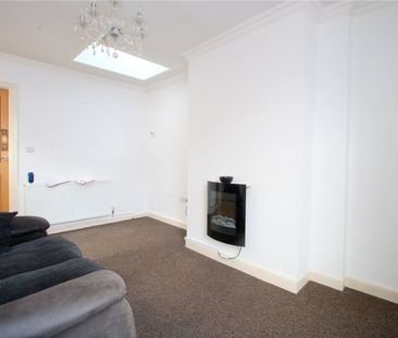 Summer Hill, - Photo 2