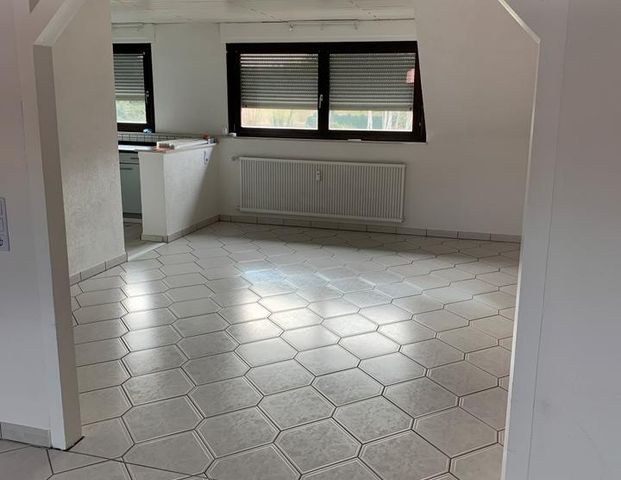 Dachgeschoss Wohnung - Foto 1