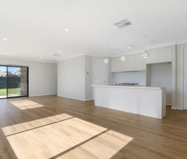 20 Balcombe Avenue, Leneva - Photo 1