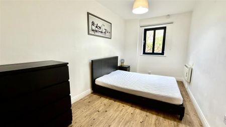 2 bedroom apartment to rent - Photo 4