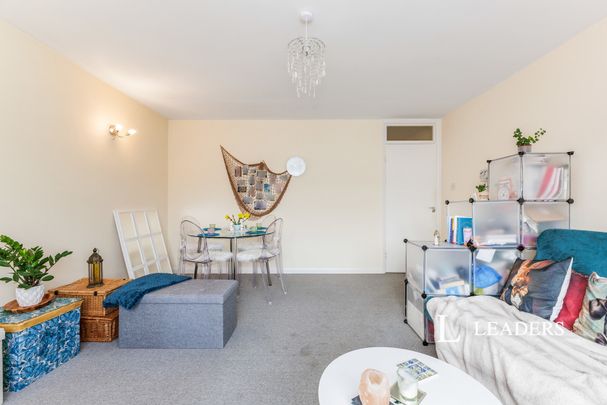 1 bedroom apartment to rent Osprey Court, 52 Maple Road, Surbiton, KT6 - Photo 1