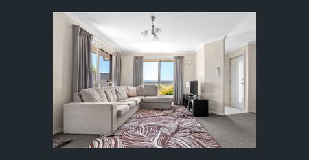 Cozy Legana Living - Photo 2