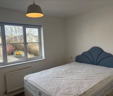 2 bedroom semi-detached house to rent - Photo 4