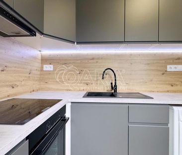 Pronájem bytu 1+1 35 m², Finská , Kladno - Fotografie 1