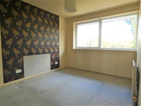 2 bedroom end of terrace house to rent - Photo 5