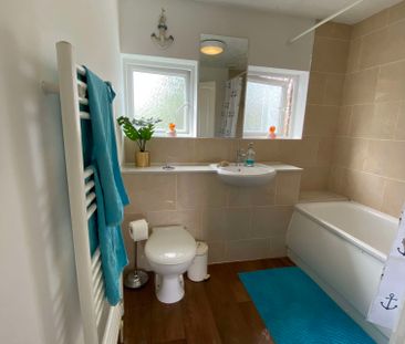Great Located Spacious Double Bedroom. - Photo 3
