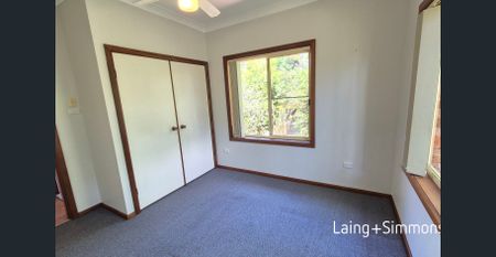 Two-bedroom cottage on a big block. - Photo 5