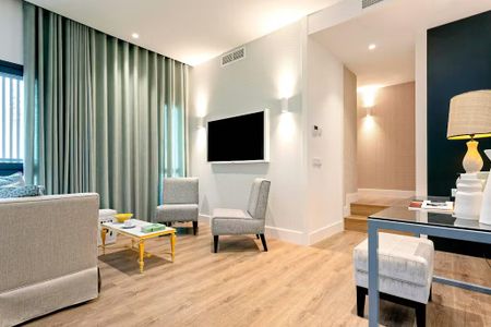 Calle Betis, Sevilla, Andalusia 41010 - Photo 2