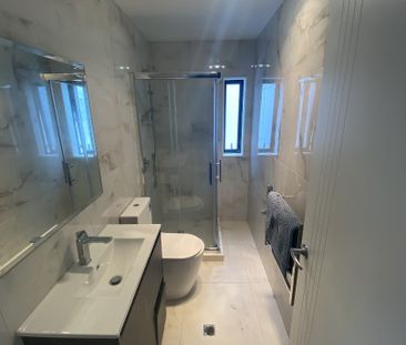 PAPAKURA, 4 BEDROOMS - Photo 3