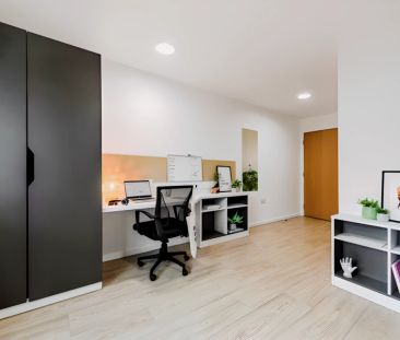 En-suite bronze accessible - Photo 1