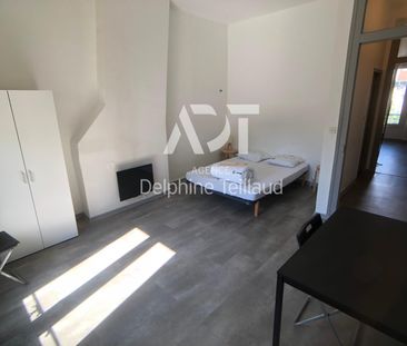 Location Appartement 2 pièces 40m² GRENOBLE 38000 - Photo 4