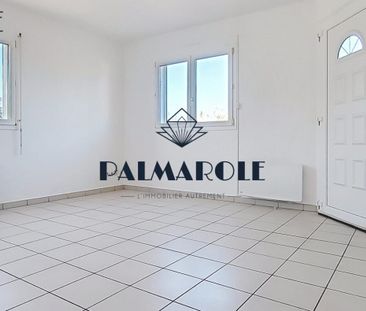 APPARTEMENT T3 EN RDC AVEC TERRASSE ET 2 STATIONNEMENTS - Photo 1