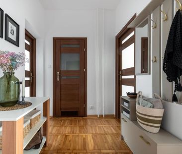komfortowe, 2 pokojowe, z widokiem na Aleję Róż 42.3 m² - Zdjęcie 2
