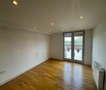 1 bedroom flat to rent - Photo 6