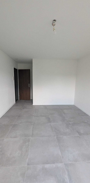 Saniertes Studio im 2. Stock - Photo 1