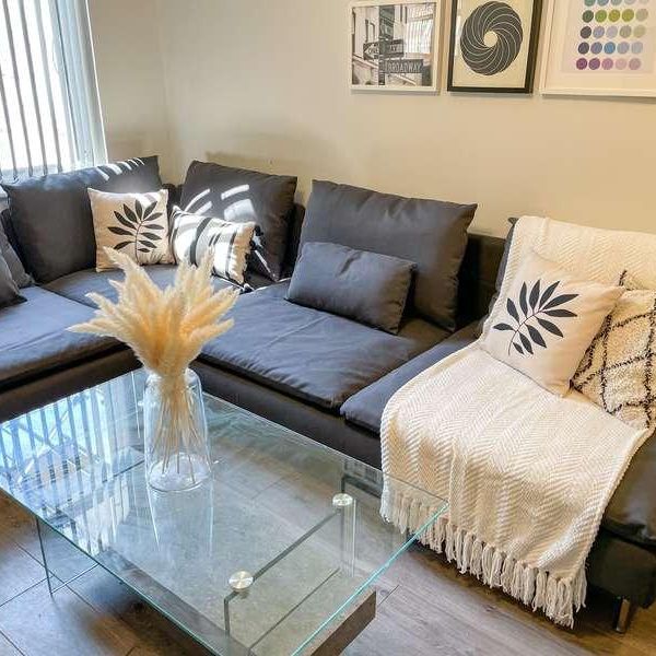 Ridley Road, L6 - Photo 1