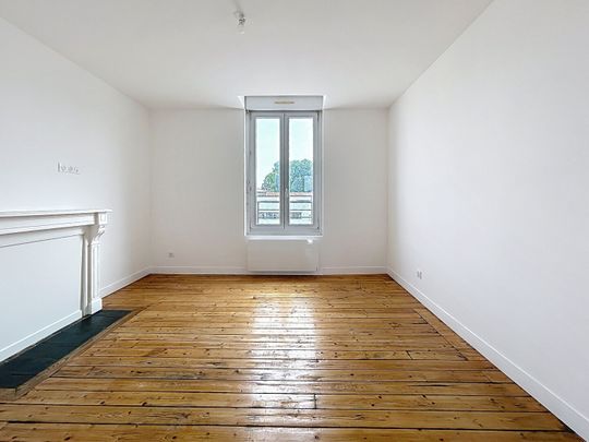 Appartement à louer - REIMS A deux pas de la GARE CENTRE- - Photo 1