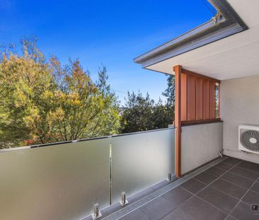 Perfectly positioned, low maintenance living in Lilydale - Photo 3