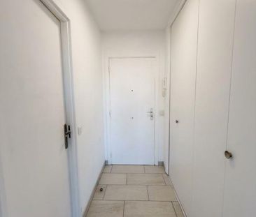 Location Appartement 1 pièce 28m² LE CANNET 06110 - Photo 6