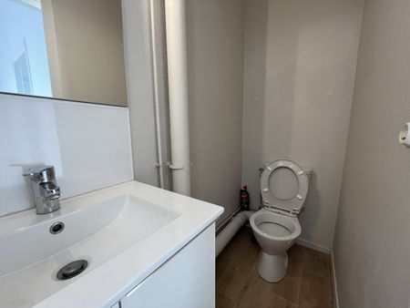 Location Appartement 2 pièces 35m² LILLE 59000 - Photo 5