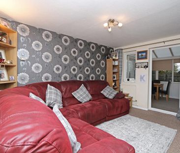 2 bedroom link detached house to rent - Photo 3