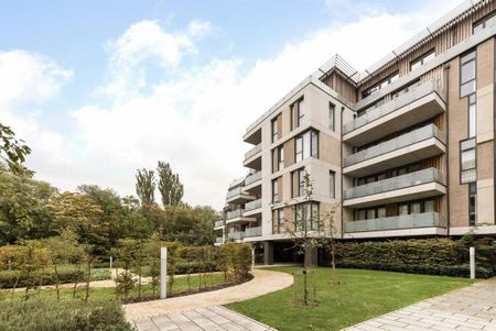 3 bedroom flat to rent - Photo 4