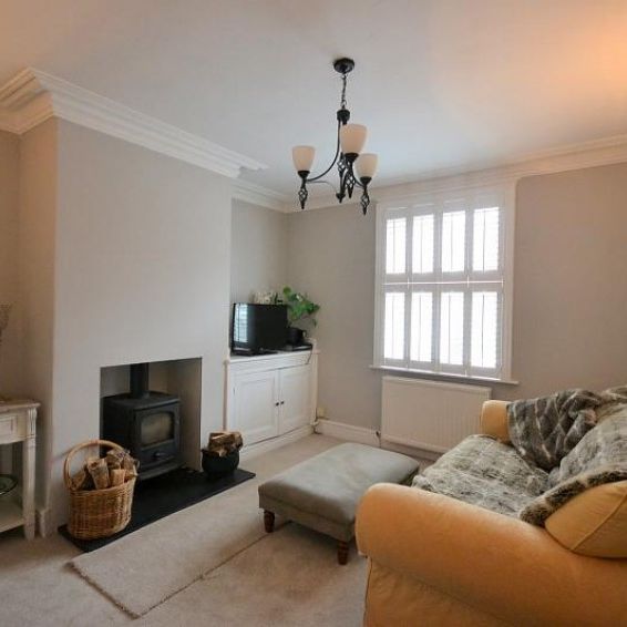 3 Bedroom Terraced To Let - Photo 1