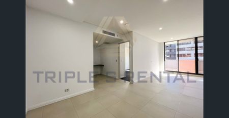 Luxury new apartment with 2 bedrooms - Photo 3