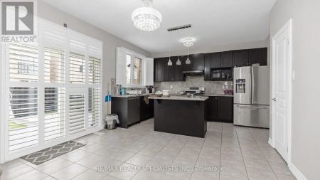 132 ALLEGRO DRIVE - Photo 3