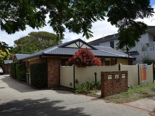 3/46 Swan Street, Hamilton NSW 2303 - Photo 1