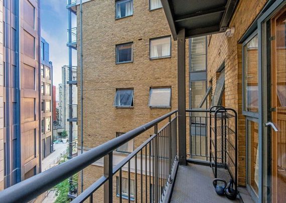 Aldersgate Street - Photo 1