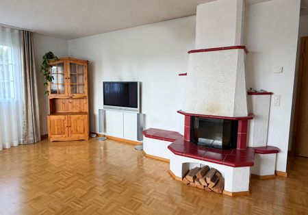 charmantes Einfamilienhaus mit viel Umschwung - Foto 2