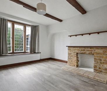 2 bedroom maisonette to rent - Photo 5