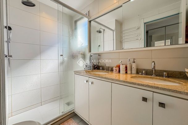 Apartamento com 3 quartos e 128m² para alugar em Central Parque, Porto Alegre. - Photo 1